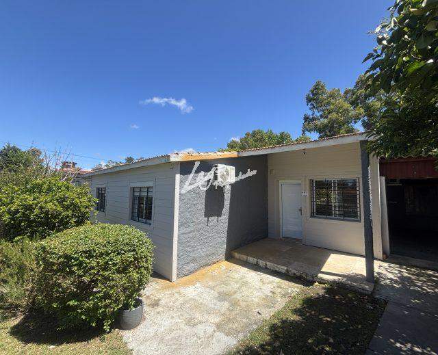 Hermosa casa en ALQUILER en Lagomar norte 3 dorm. 2 baños