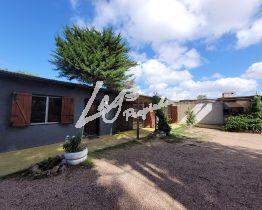 RESERVADA !!!! Casa esquina Pinar norte 2 dormitorios, estufa a leña, parrillero galpon, terreno cerrado