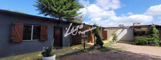 RESERVADA !!!! Casa esquina Pinar norte 2 dormitorios, estufa a leña, parrillero galpon, terreno cerrado